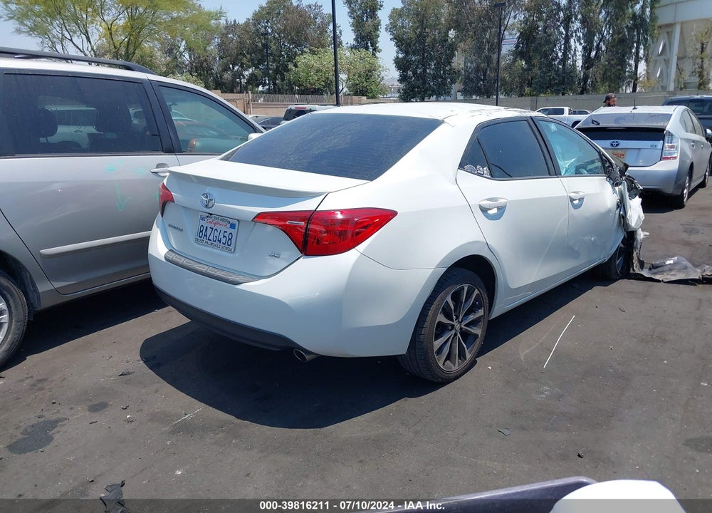 2018 TOYOTA COROLLA SE VIN: 5YFBURHE1JP757806