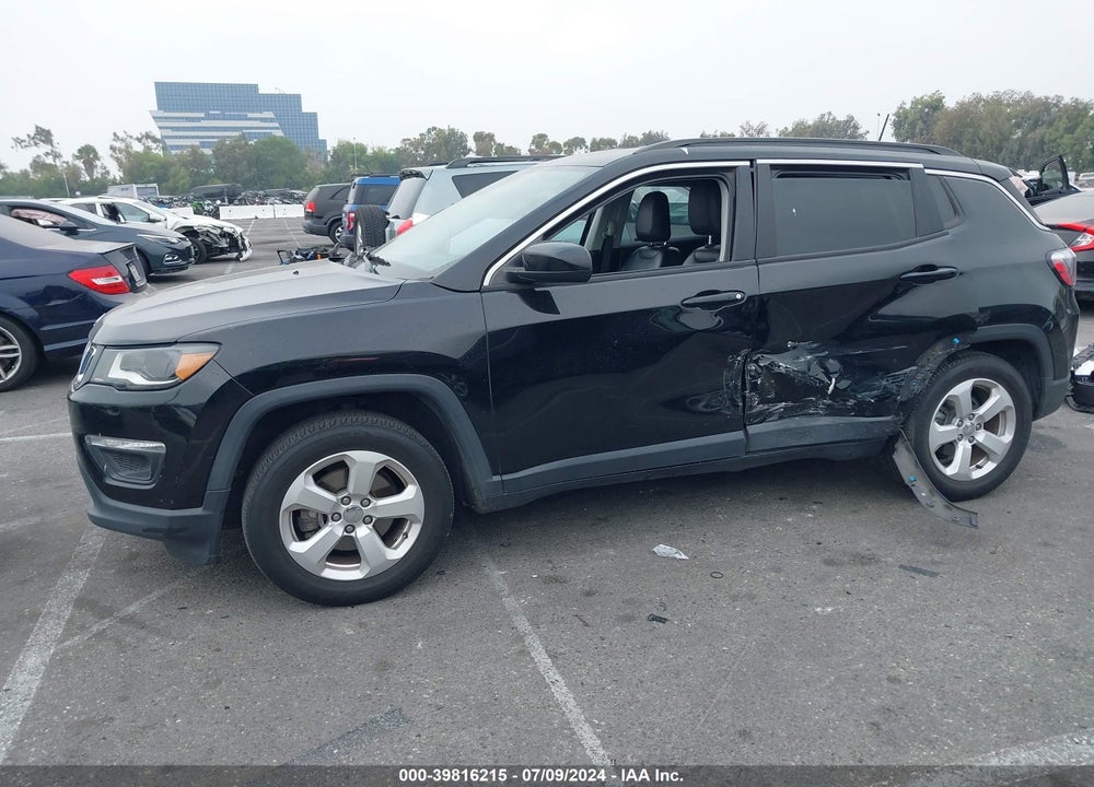 2018 JEEP COMPASS LATITUDE FWD VIN: 3C4NJCBB3JT266457