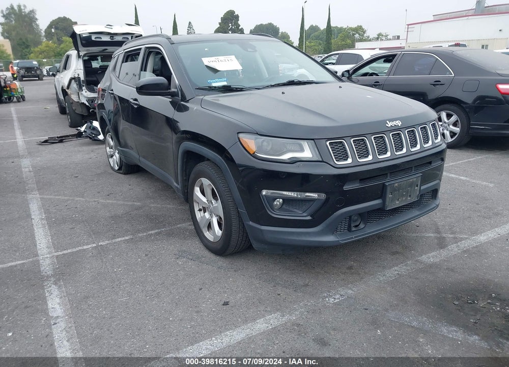 2018 JEEP COMPASS LATITUDE FWD VIN: 3C4NJCBB3JT266457