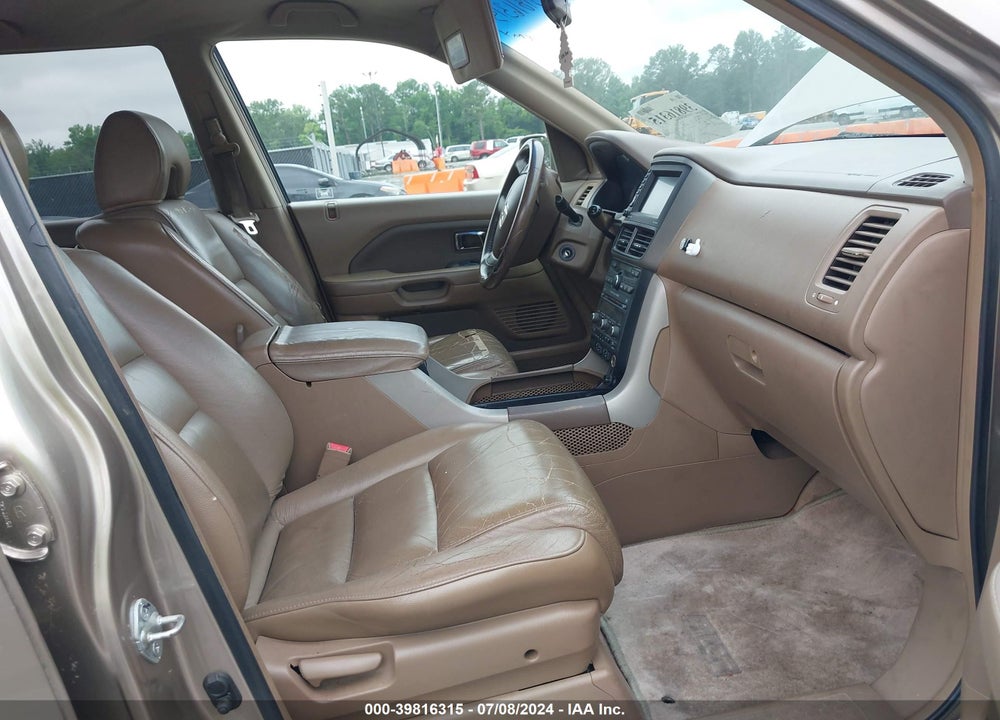 2007 HONDA PILOT EX-L VIN: 5FNYF28777B023138