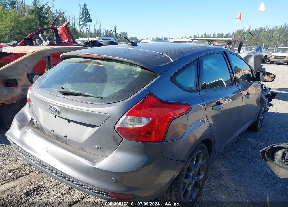2014 FORD FOCUS SE VIN: 1FADP3K23EL294244