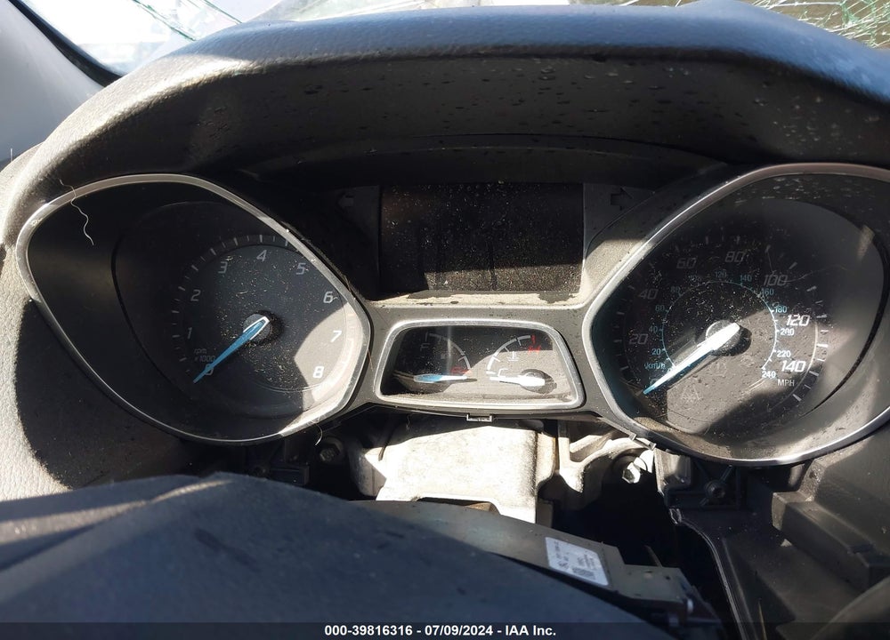 2014 FORD FOCUS SE VIN: 1FADP3K23EL294244