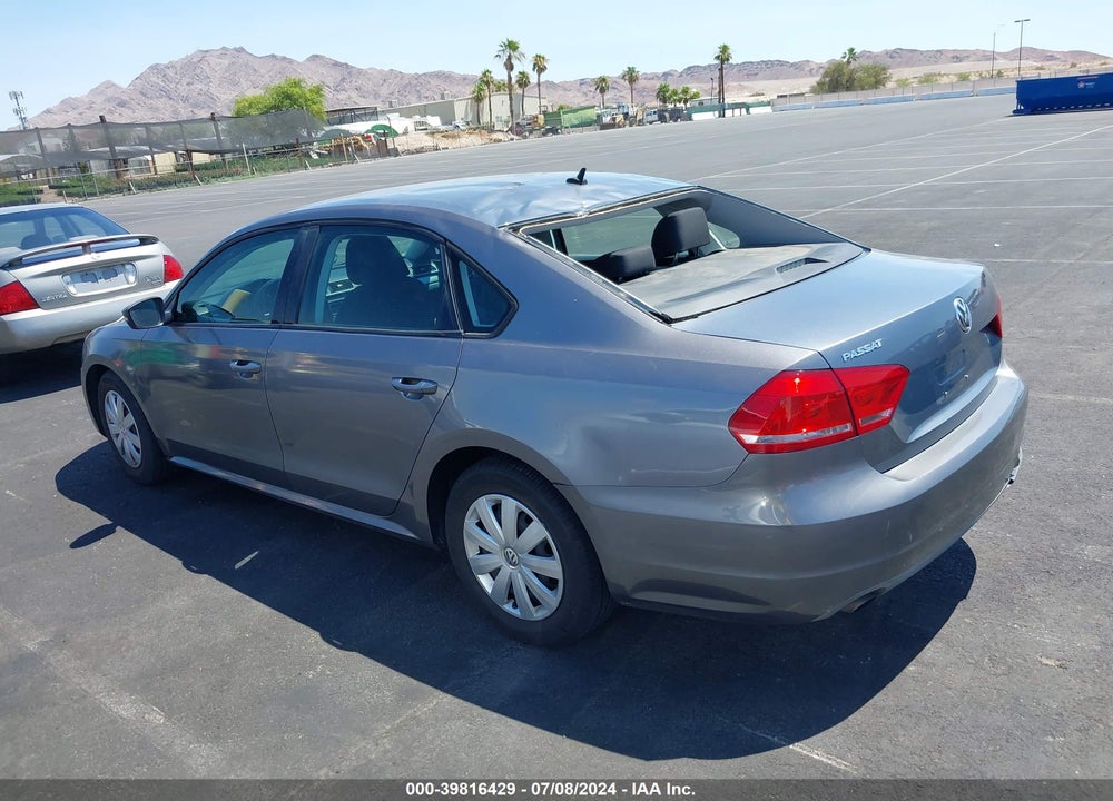 2013 VOLKSWAGEN PASSAT 2.5L S VIN: 1VWAP7A33DC096662
