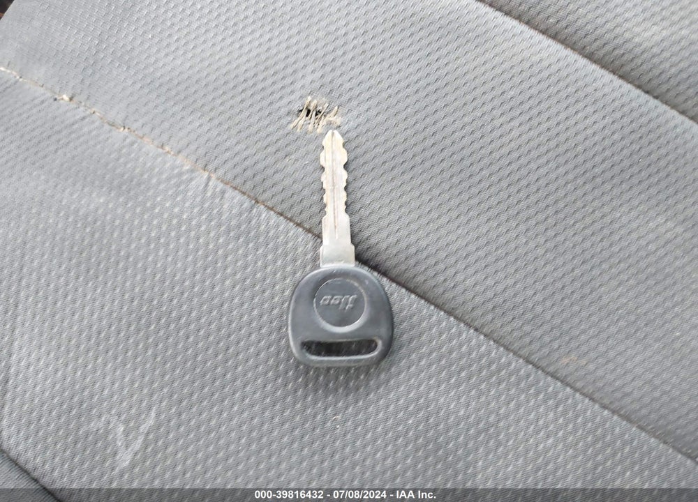 2004 PONTIAC AZTEK VIN: 3G7DA03E84S588278