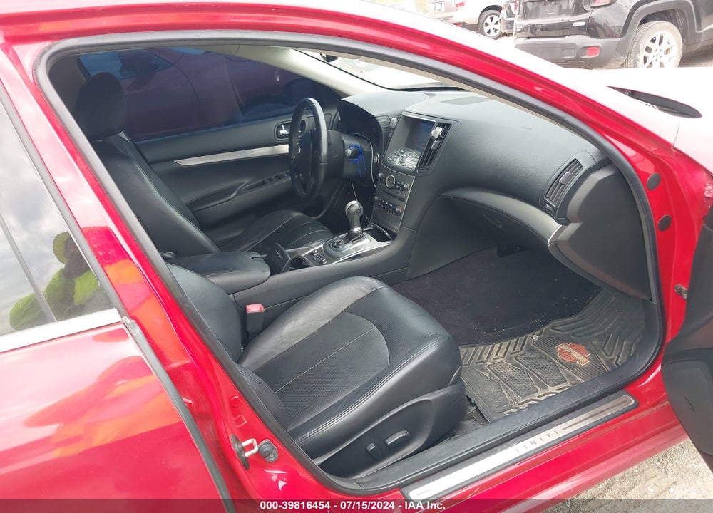 2013 INFINITI G37X VIN: JN1CV6AR7DM352556