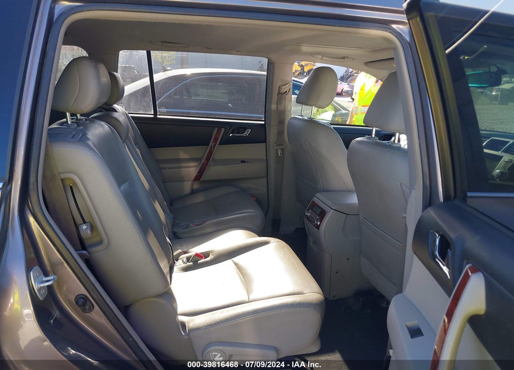 2012 TOYOTA HIGHLANDER HYBRID LIMITED V6 VIN: JTEDC3EH2C2010185