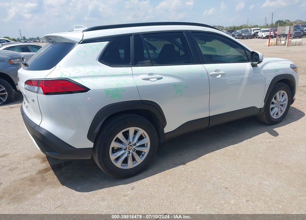 2022 TOYOTA COROLLA CROSS LE VIN: 7MUBAAAG2NV034703
