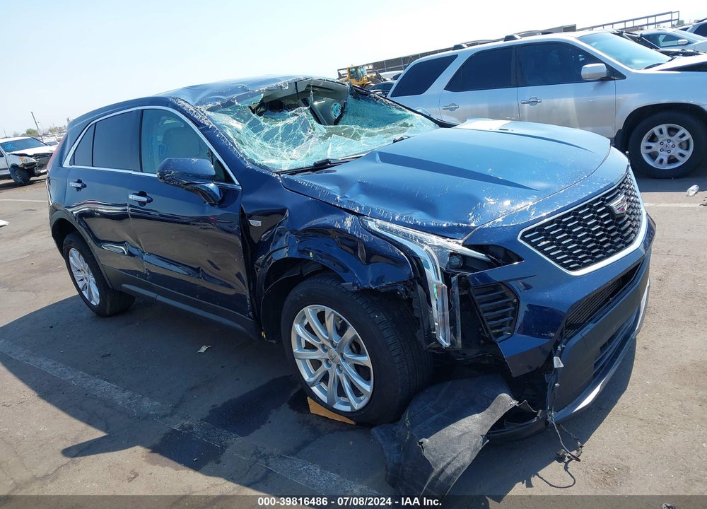 2019 CADILLAC XT4 LUXURY VIN: 1GYFZBR46KF200246