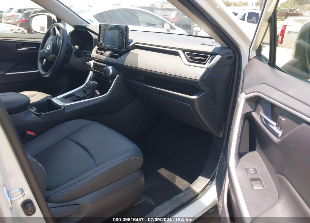 2022 TOYOTA RAV4 XLE PREMIUM VIN: JTMC1RFV8ND087146