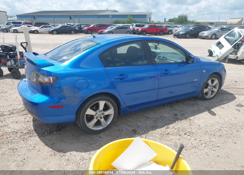 2005 MAZDA 3 S VIN: JM1BK323151285837
