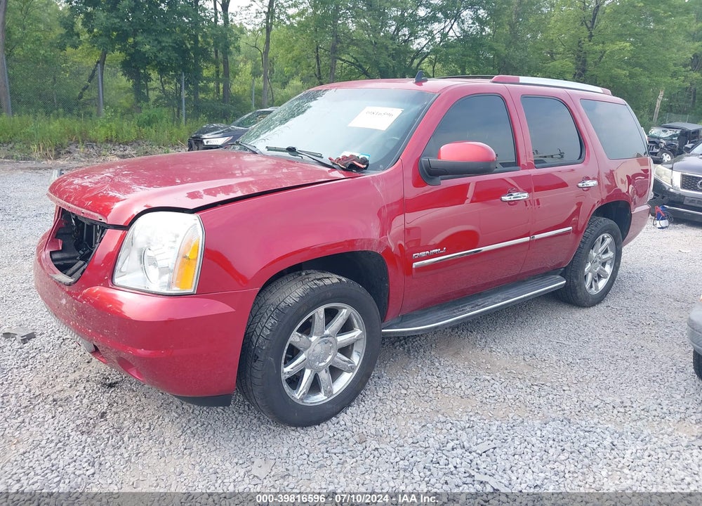 2013 GMC YUKON DENALI VIN: 1GKS2EEF5DR368306