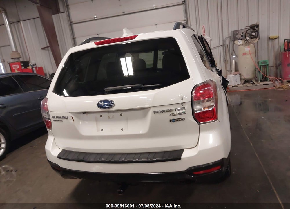 2016 SUBARU FORESTER 2.5I PREMIUM VIN: JF2SJADC3GH543971