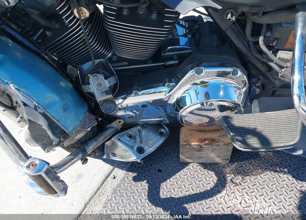 2007 HARLEY-DAVIDSON FLHTCUI VIN: 1HD1FC4137Y605549