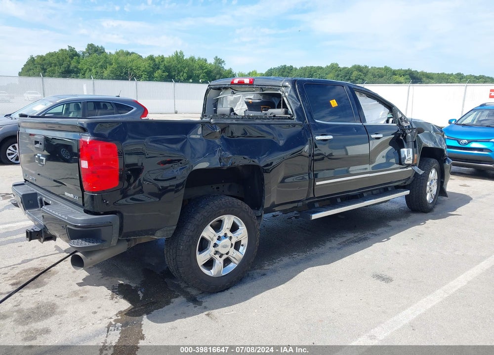 2017 CHEVROLET SILVERADO 2500HD LTZ VIN: 1GC1KWEY0HF206590