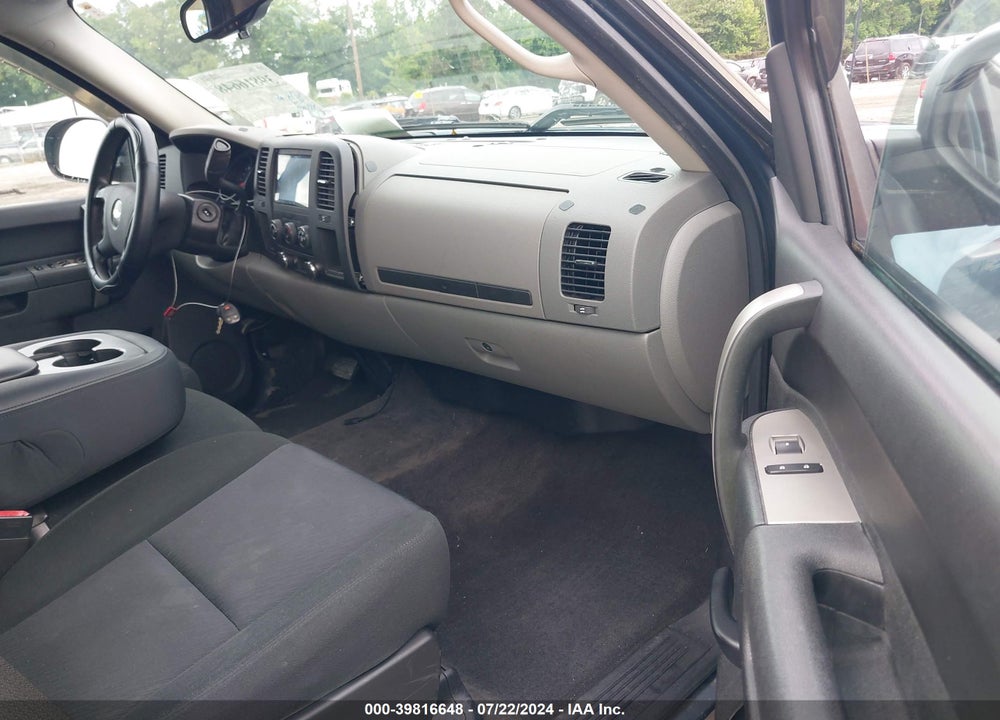 2010 CHEVROLET SILVERADO 1500 LS VIN: 3GCRCREA7AG148938