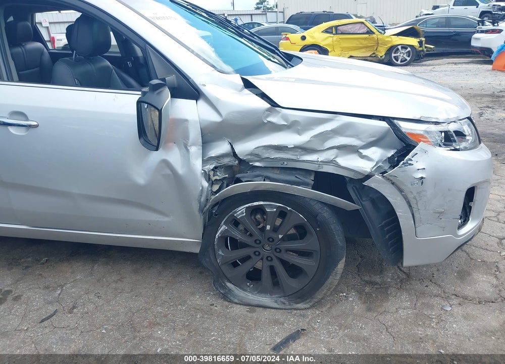 2015 KIA SORENTO SX V6 VIN: 5XYKW4A79FG582192