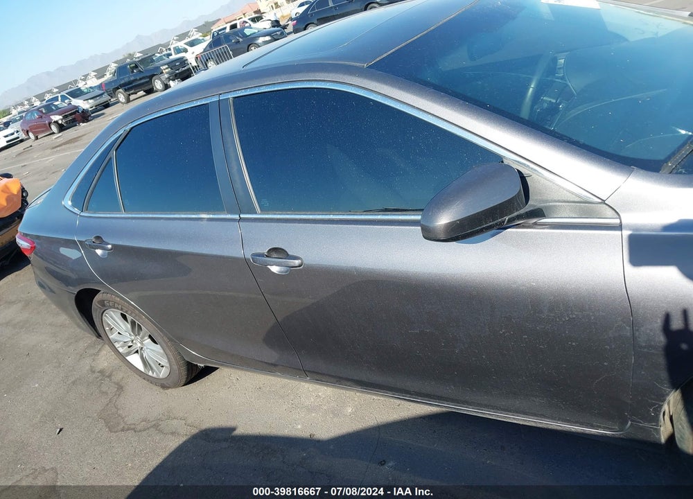 2015 TOYOTA CAMRY SE VIN: 4T1BF1FK0FU913103