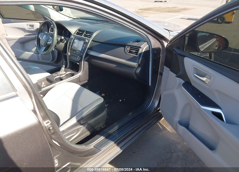 2015 TOYOTA CAMRY SE VIN: 4T1BF1FK0FU913103