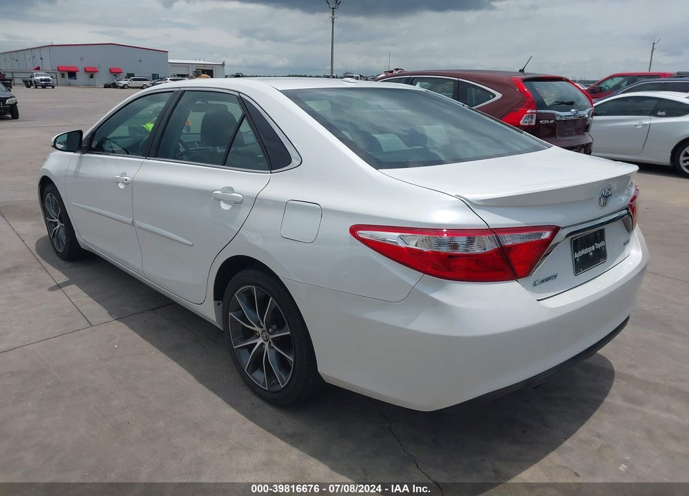 2015 TOYOTA CAMRY XSE VIN: 4T1BF1FK5FU038651