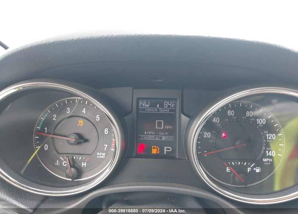 2011 JEEP GRAND CHEROKEE LAREDO VIN: 1J4RR4GG2BC570312