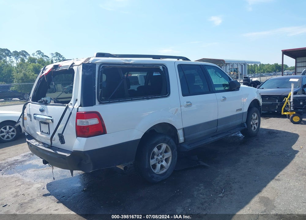 2007 FORD EXPEDITION EL XLT VIN: 1FMFK16567LA62925