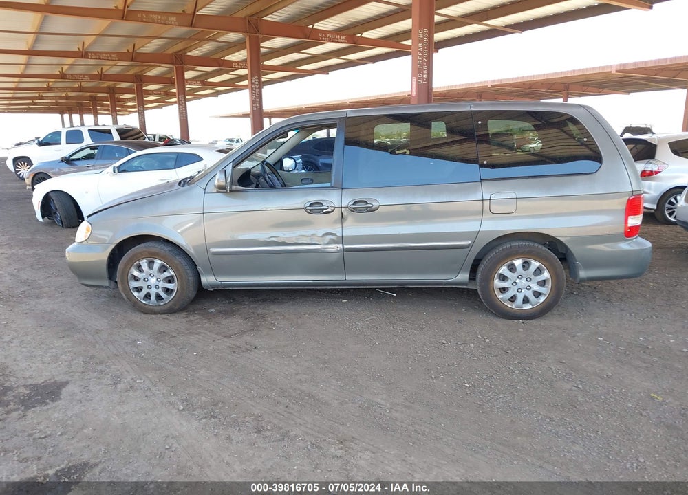2005 KIA SEDONA EX/LX VIN: KNDUP132056756982