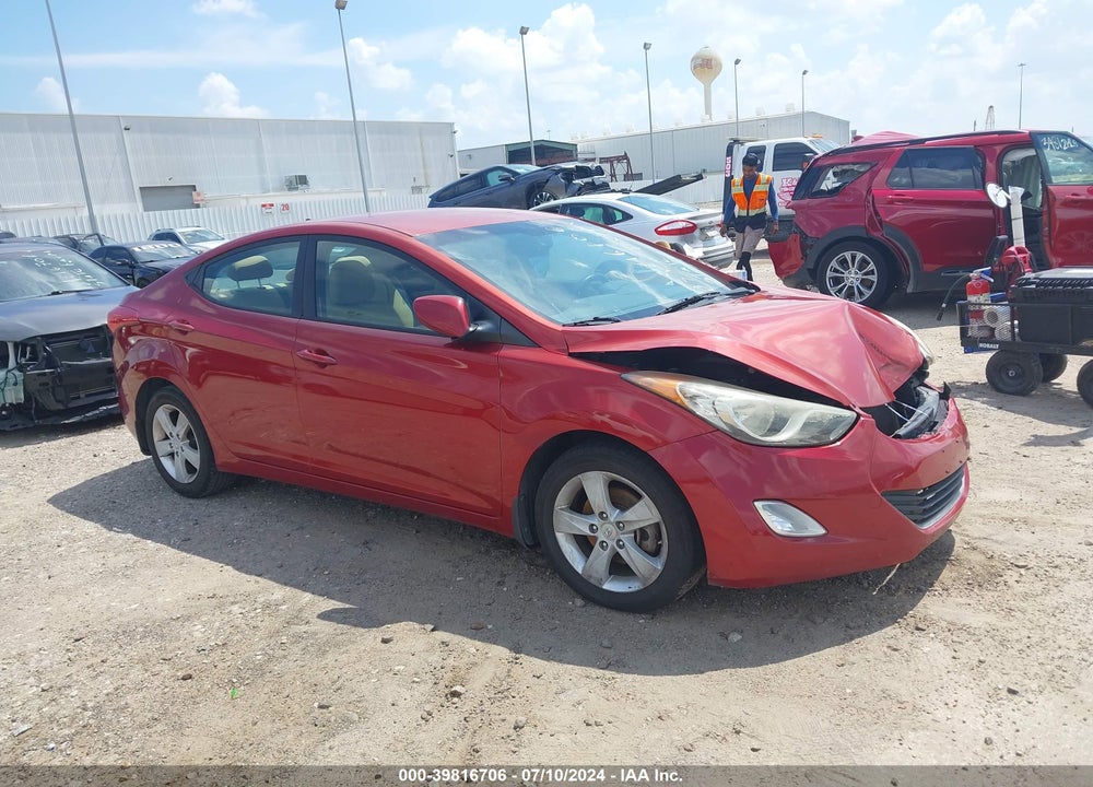 2013 HYUNDAI ELANTRA GLS VIN: KMHDH4AEXDU497029