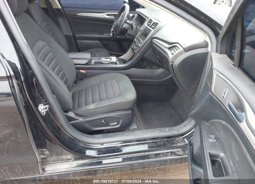 2018 FORD FUSION SE VIN: 3FA6P0H76JR178235