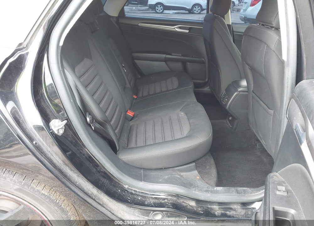 2018 FORD FUSION SE VIN: 3FA6P0H76JR178235
