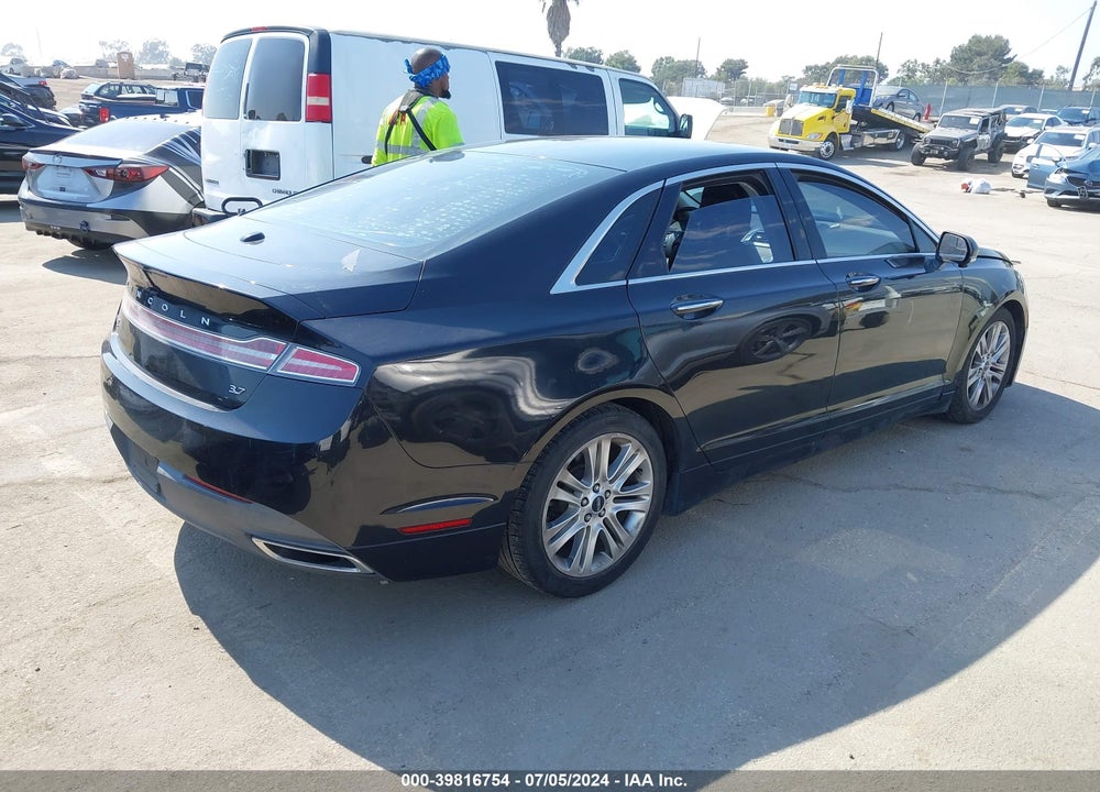 2014 LINCOLN MKZ VIN: 3LN6L2GK4ER806740