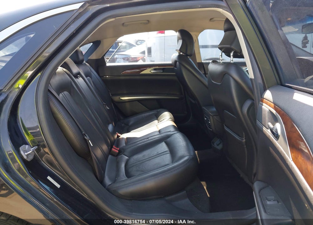 2014 LINCOLN MKZ VIN: 3LN6L2GK4ER806740