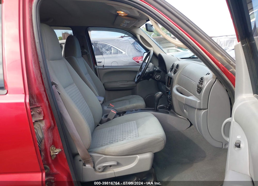 2007 JEEP LIBERTY SPORT VIN: 1J4GL48K97W521917