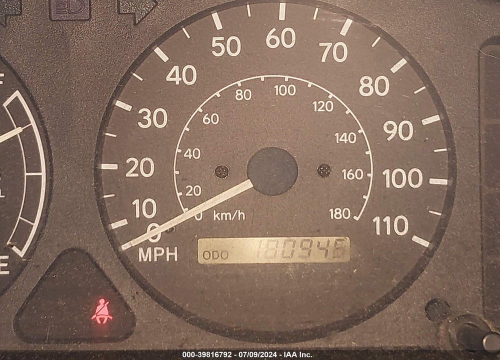 1999 TOYOTA COROLLA VE VIN: 2T1BR12E4XC202384