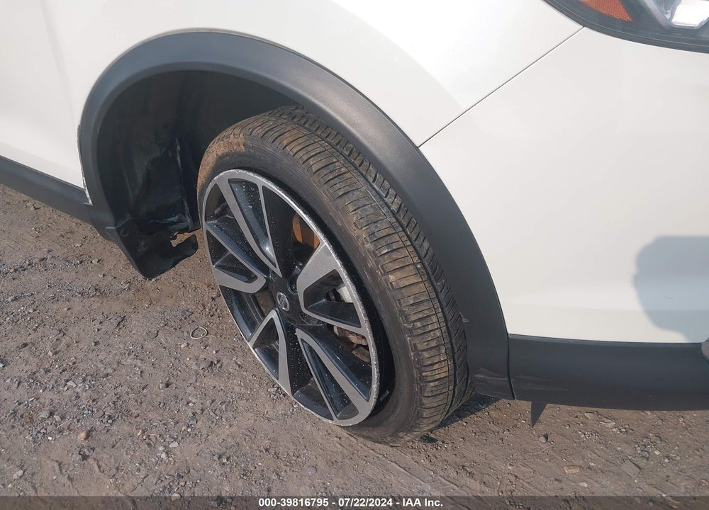 2019 NISSAN ROGUE SPORT SL VIN: JN1BJ1CP6KW525569