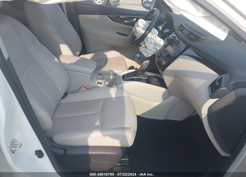 2019 NISSAN ROGUE SPORT SL VIN: JN1BJ1CP6KW525569