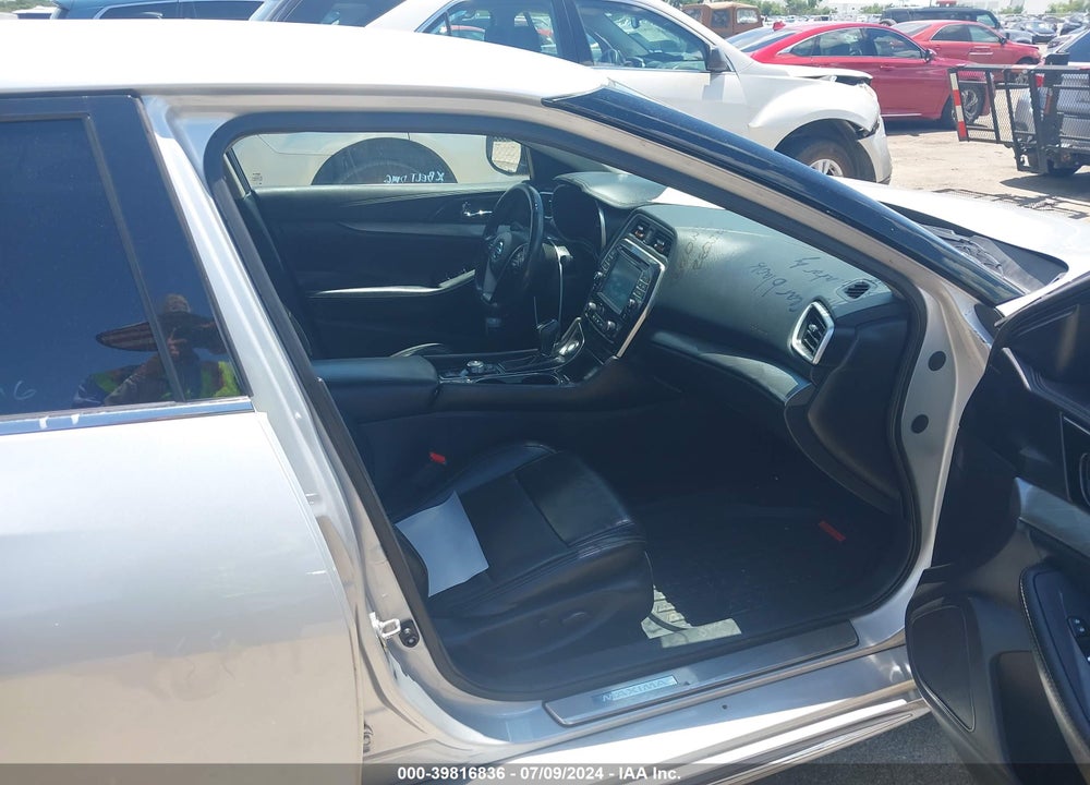 2017 NISSAN MAXIMA VIN: 1N4AA6AP1HC399209