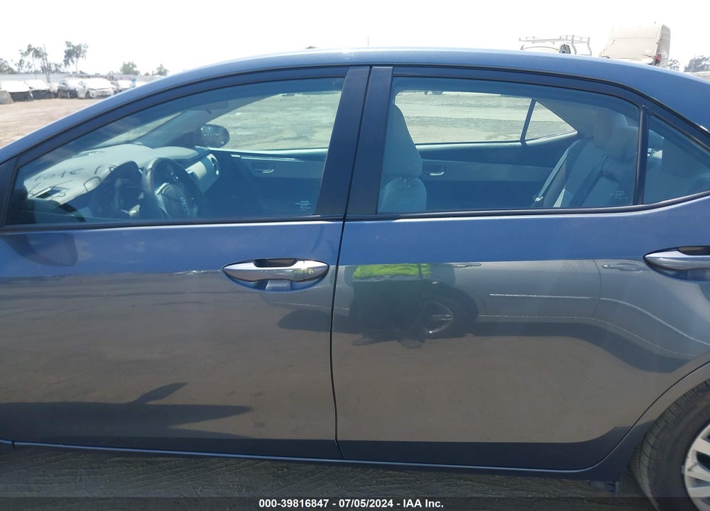 2017 TOYOTA COROLLA LE VIN: 2T1BURHEXHC951597