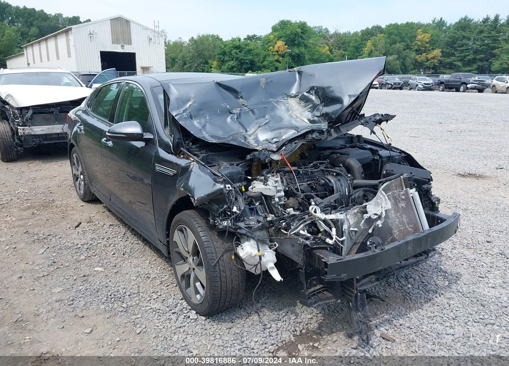2020 KIA OPTIMA S VIN: 5XXGT4L30LG402820