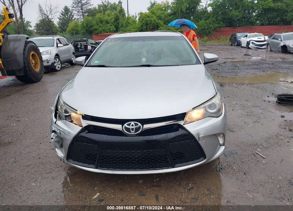 2017 TOYOTA CAMRY SE VIN: 4T1BF1FK1HU675779