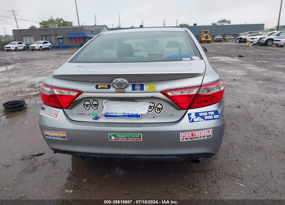2017 TOYOTA CAMRY SE VIN: 4T1BF1FK1HU675779