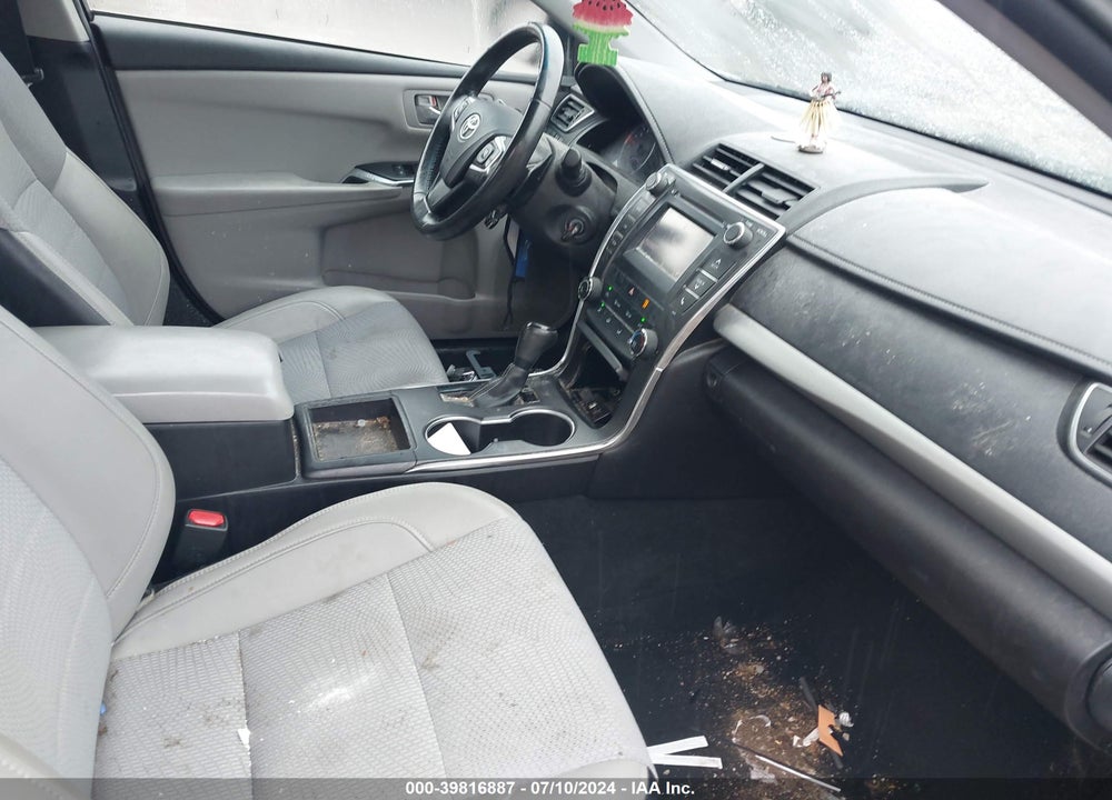 2017 TOYOTA CAMRY SE VIN: 4T1BF1FK1HU675779
