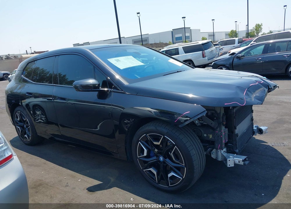 2022 BMW IX XDRIVE50 VIN: WB523CF05NCK44317
