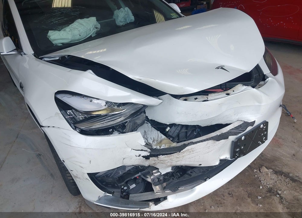 2020 TESLA MODEL 3 STANDARD RANGE PLUS REAR-WHEEL DRIVE/STANDARD RANGE REAR-WHEEL DRIVE VIN: 5YJ3E1EA2LF504318
