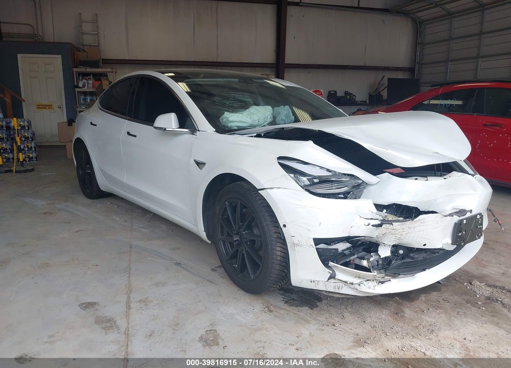 2020 TESLA MODEL 3 STANDARD RANGE PLUS REAR-WHEEL DRIVE/STANDARD RANGE REAR-WHEEL DRIVE VIN: 5YJ3E1EA2LF504318