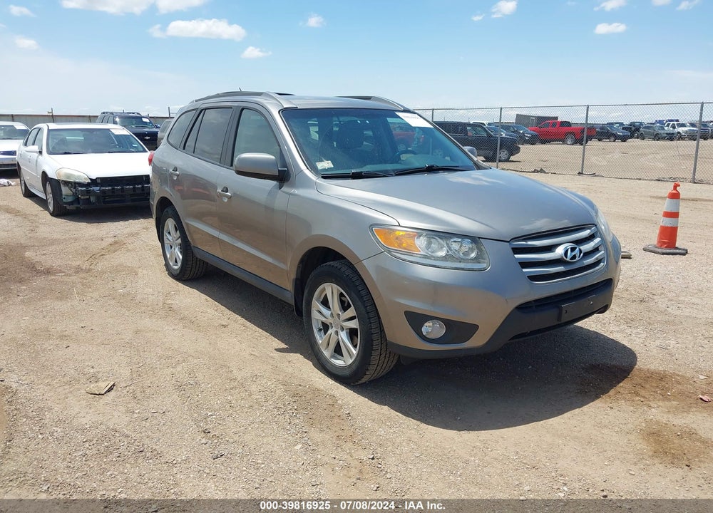 2012 HYUNDAI SANTA FE SE VIN: 5XYZHDAGXCG108580