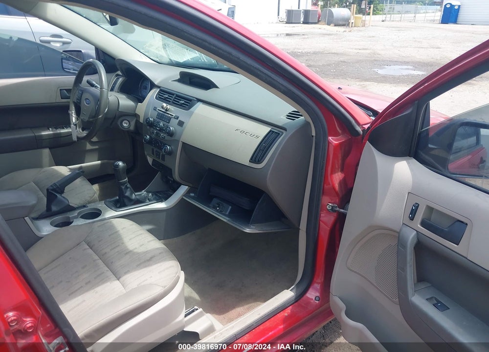 2009 FORD FOCUS SE VIN: 1FAHP35N49W100624