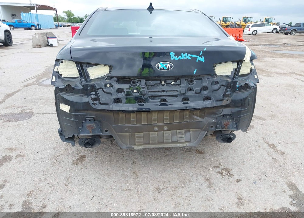 2016 KIA CADENZA PREMIUM VIN: KNALN4D79G5199041