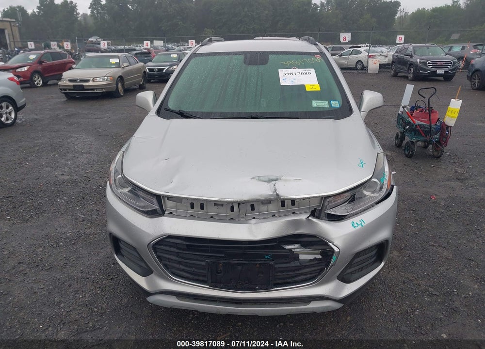 2017 CHEVROLET TRAX LT VIN: 3GNCJPSB8HL272271