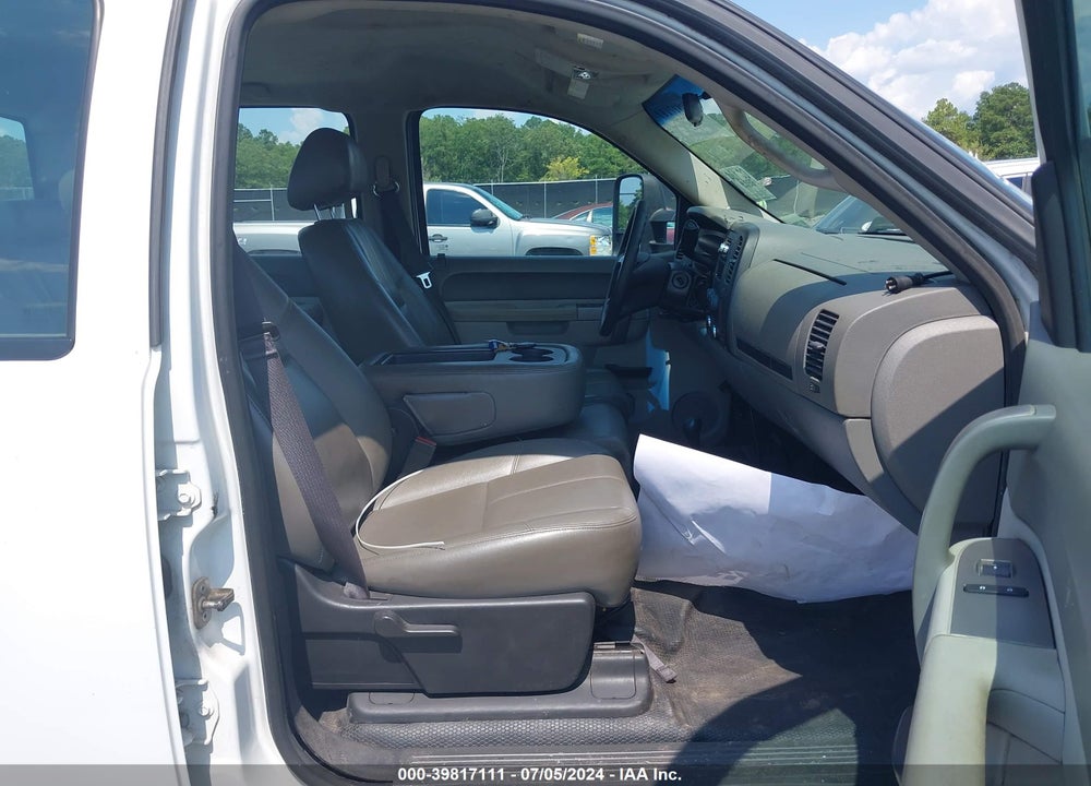 2014 CHEVROLET SILVERADO 2500HD WORK TRUCK VIN: 1GB1KVCG9EF162724
