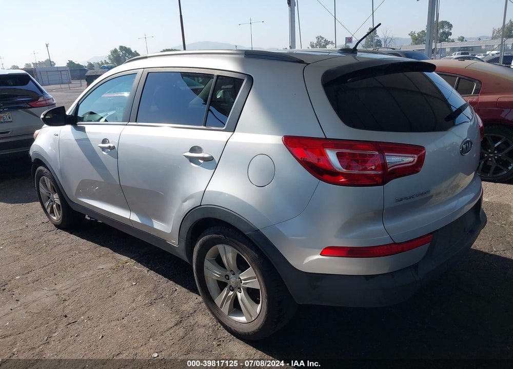 2011 KIA SPORTAGE LX VIN: KNDPBCA24B7138628